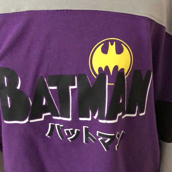 NWT DC COMICS Batman Kanji cropped sweatshirt Japanese Jrs Medium CROP TOP - Picture 2 of 8